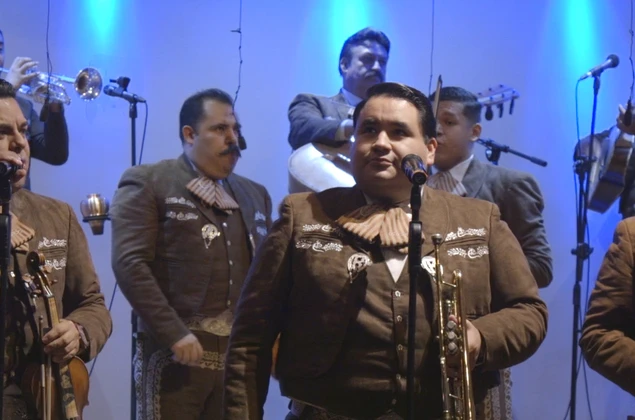 pza la fonda los camperos banner